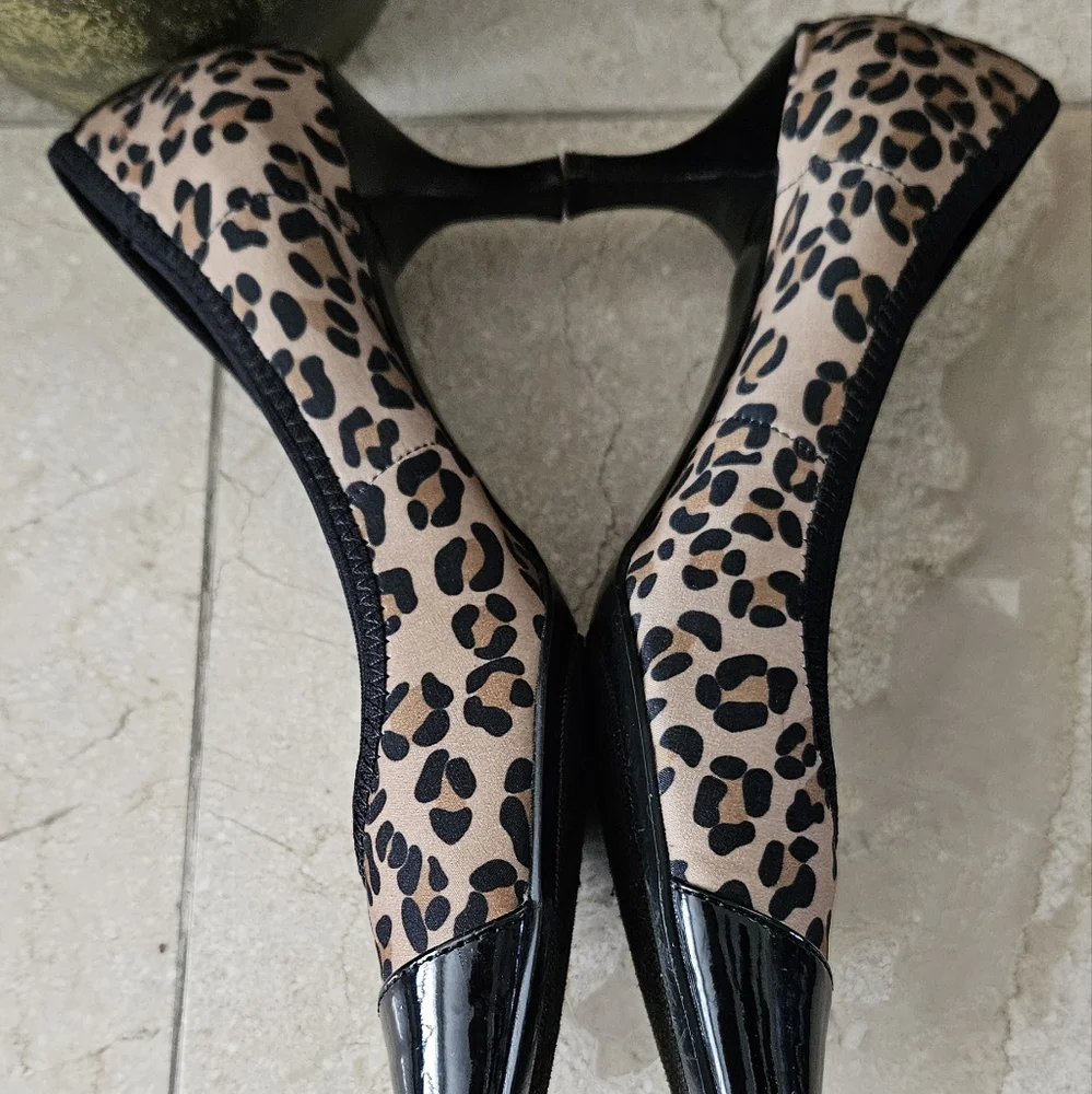 Ellen Tracy Pumps - Picture 3 of 6
